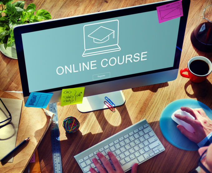 DSM digital School of Marketing - graphic design course online