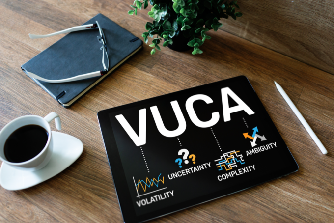 DSM Digital School of Marketing - VUCA