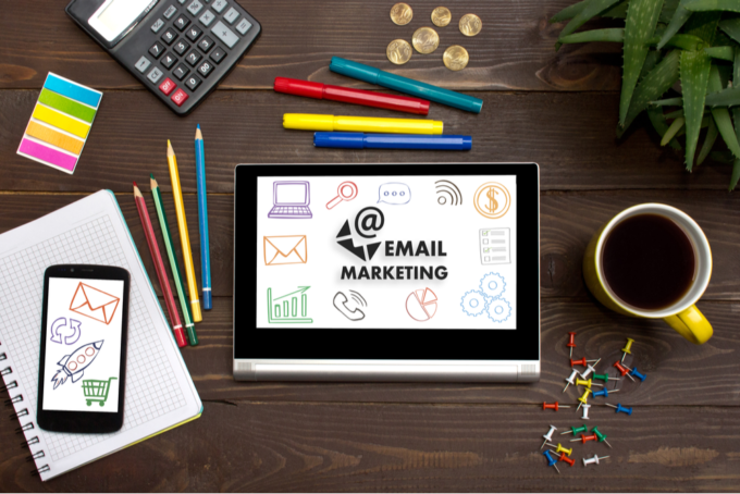 DSM Digital School of Marketing - email